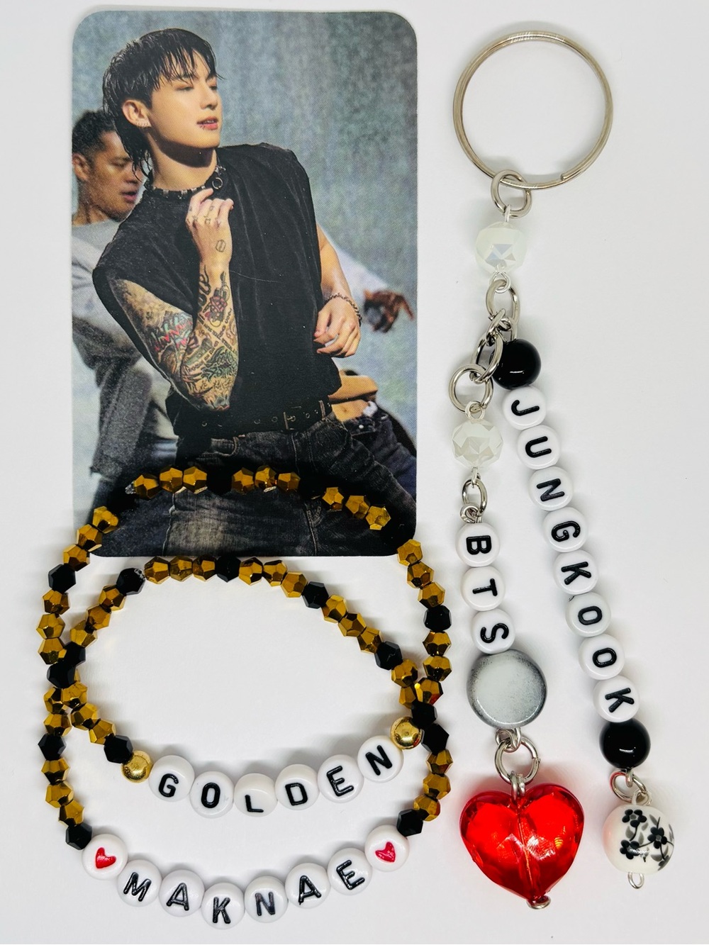 (4pcs) BTS JUNGKOOK KEYCHAIN BRACELET PHOTO CARD BUNDLE - Picture 2 of 8